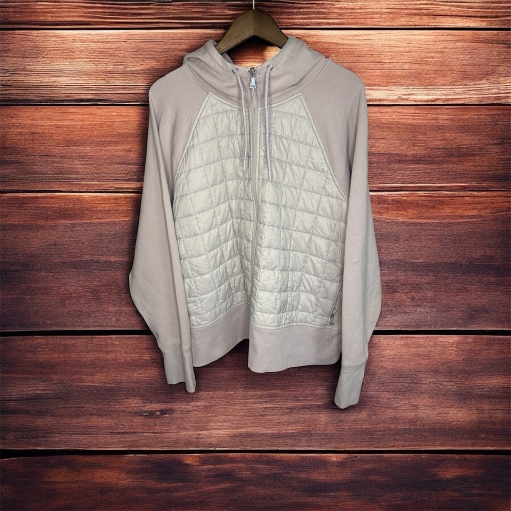 Old Navy Dynamic Fleece Quilted Hybrid Zip Up Hooded Jacket - Picture 2 of 4